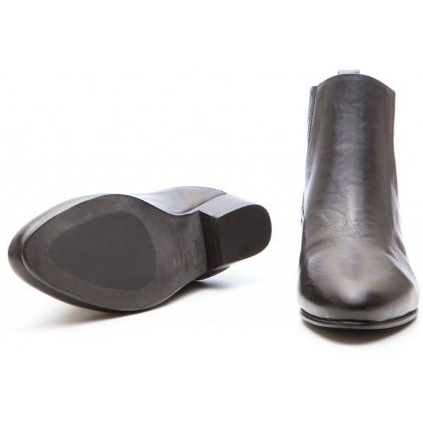 UNNI soft BLACK