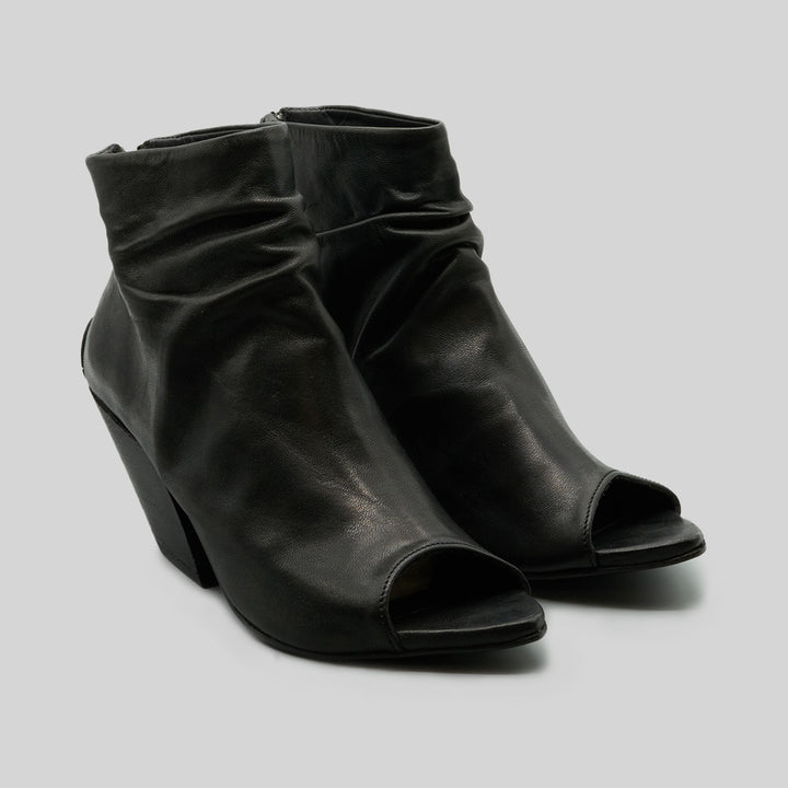 CYNDI soft BLACK