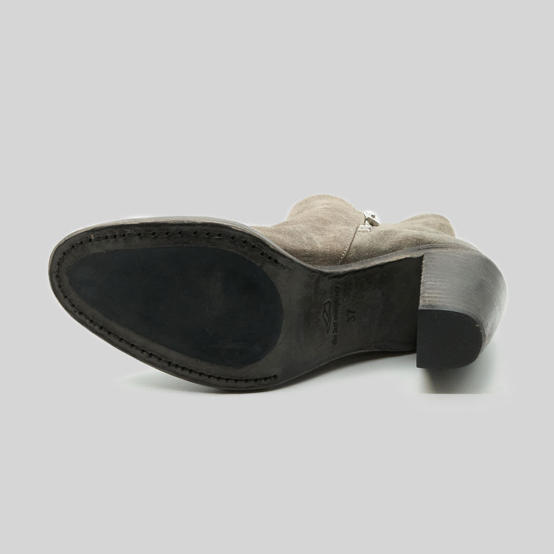 LEXI waxed suede DARK GREY (SAMPLE) SIZE 37