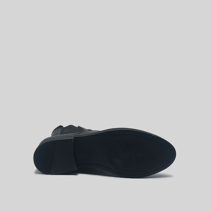 KAIA grained BLACK (SAMPLE) SIZE 37