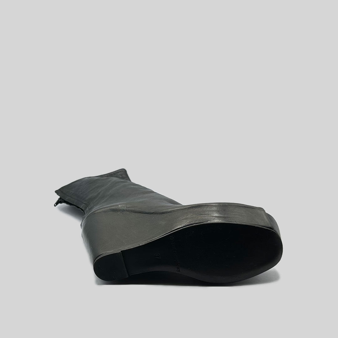 SHILA soft BLACK (SAMPLE) SIZE 37