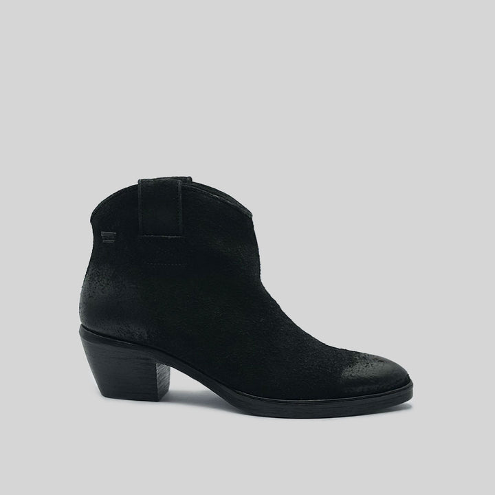 TRINITY waxed suede BLACK (SAMPLE) SIZE 37