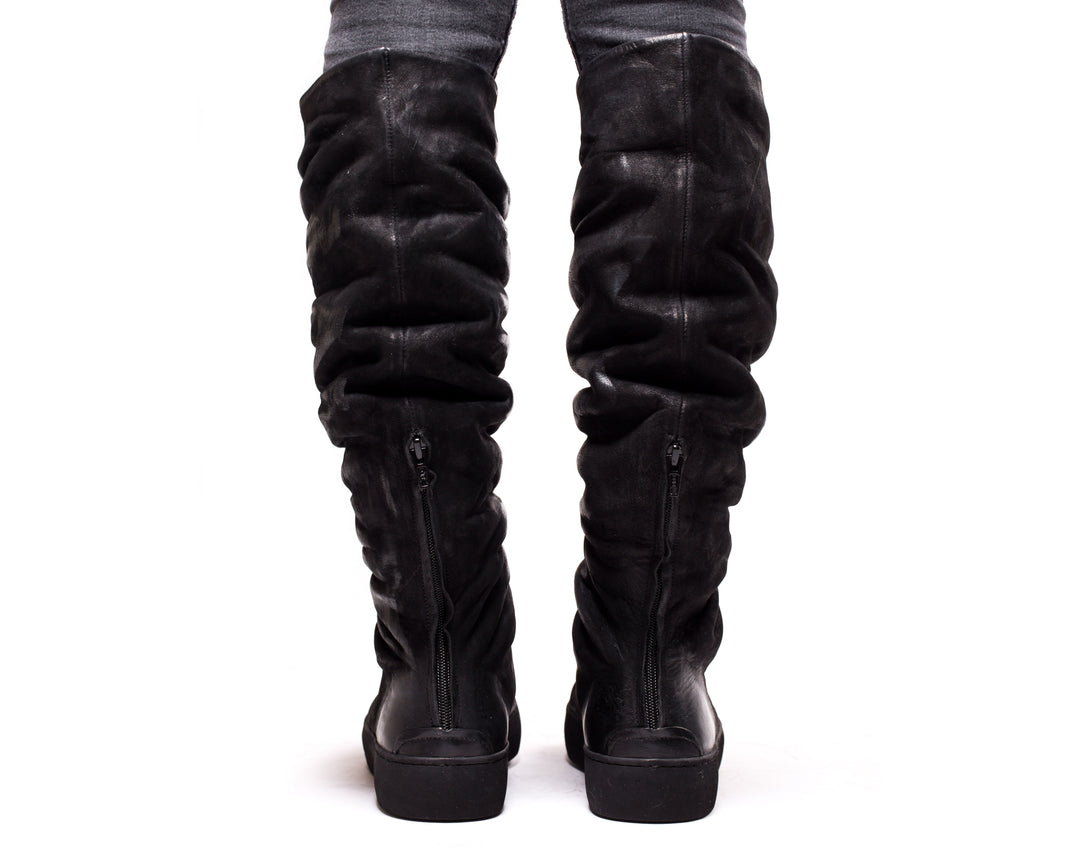 the last conspiracy DORES mat High Top 001 Black