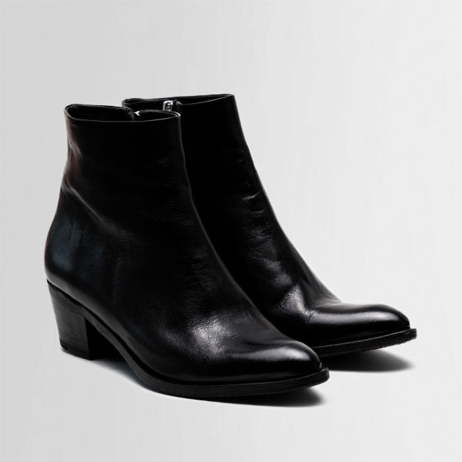 the last conspiracy MAE soft Boot 001 Black