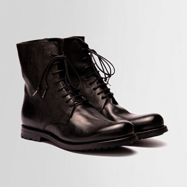 the last conspiracy SEPPO trento polished Laced Boot 001 Black