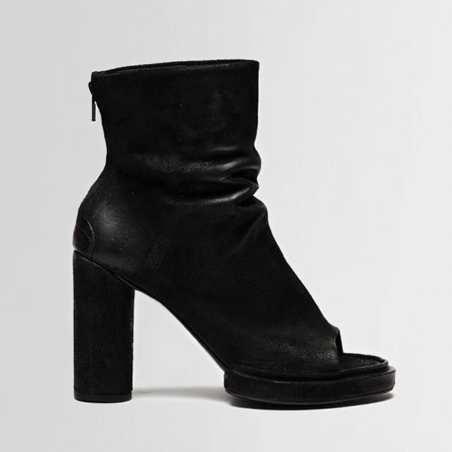 MAYCEE waxed suede BLACK (SAMPLE) SIZE 37