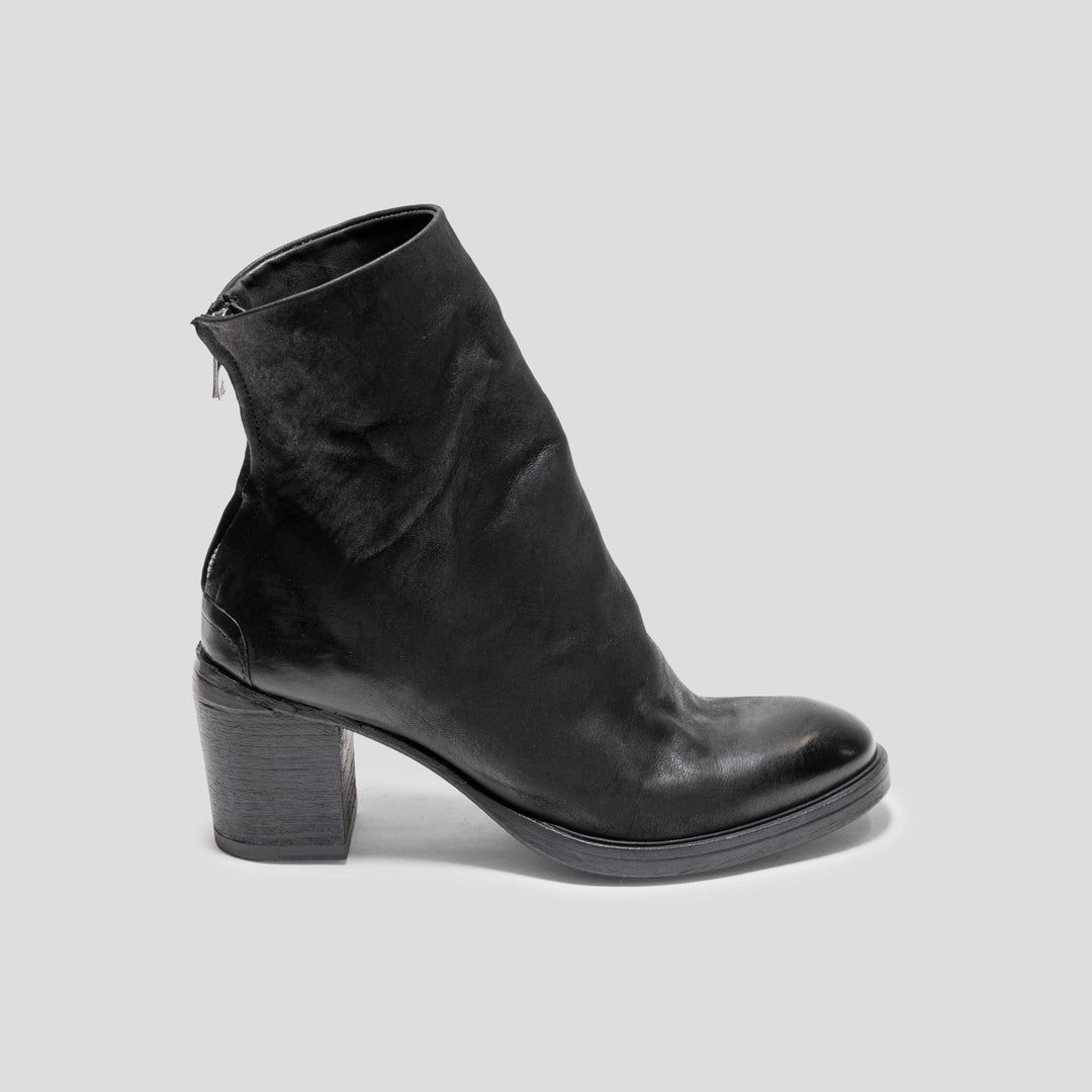KENNA mat BLACK