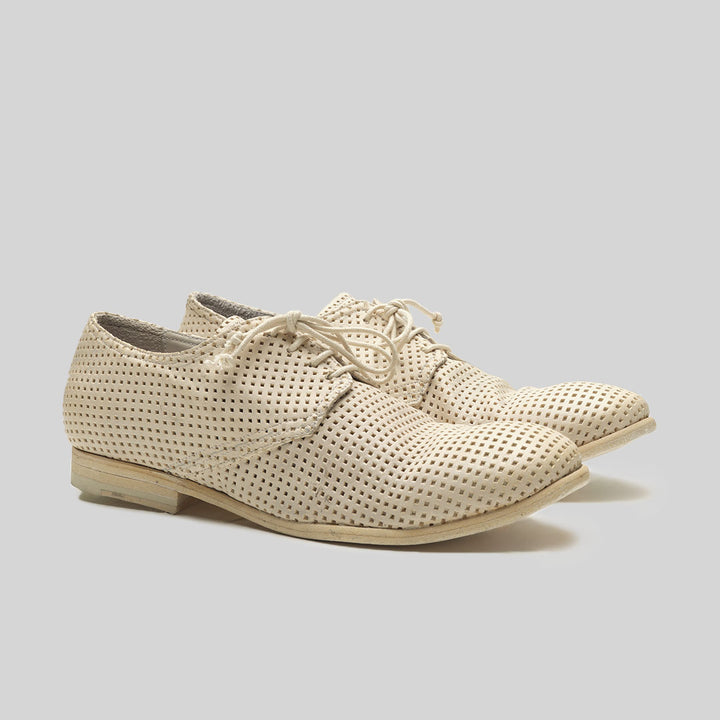 ISOLDE perforated OFFWHITE (SAMPLE) Size 38