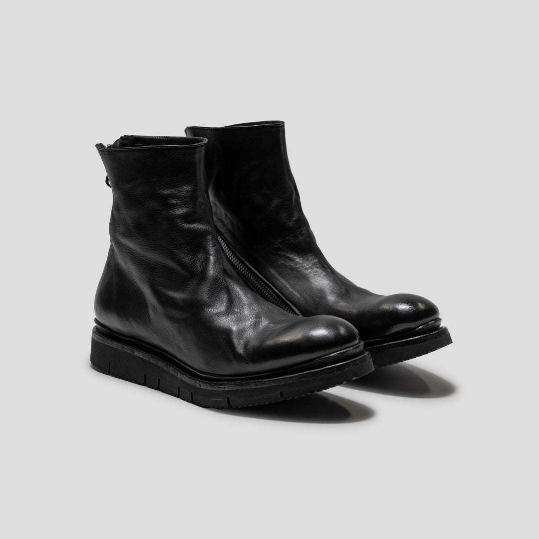 REGIN soft BLACK VIBRAM