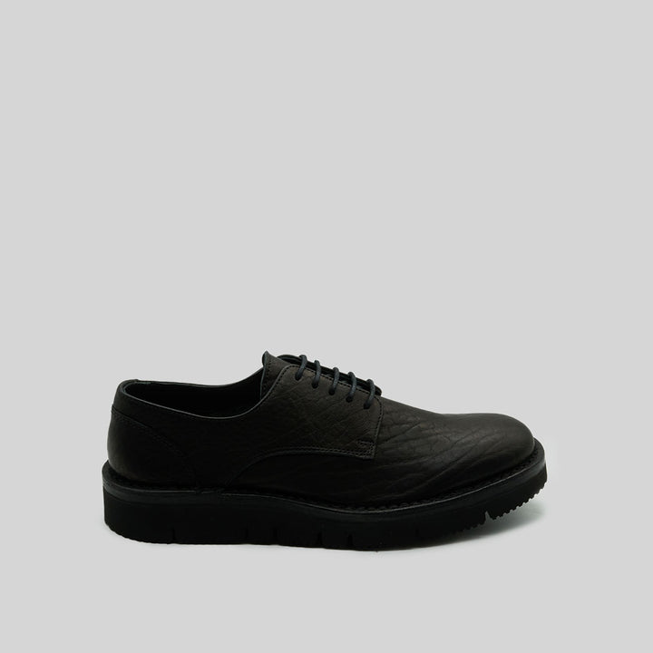 MARVIN grained BLACK VIBRAM