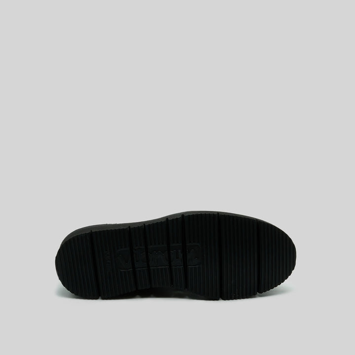 MARVIN grained BLACK VIBRAM