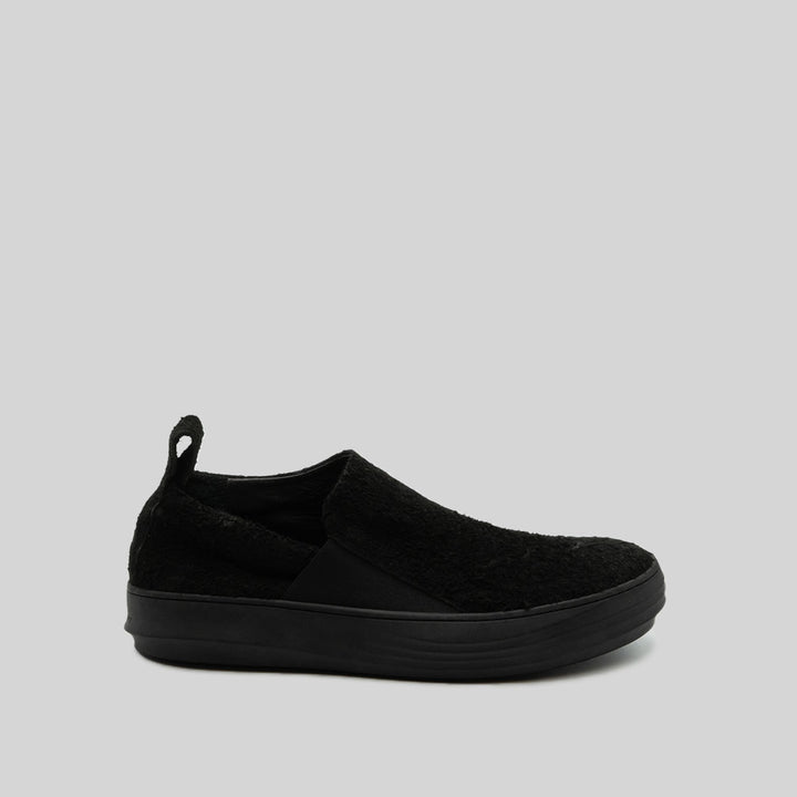 GUILHERME "long haired suede" BLACK (SAMPLE) SIZE 42