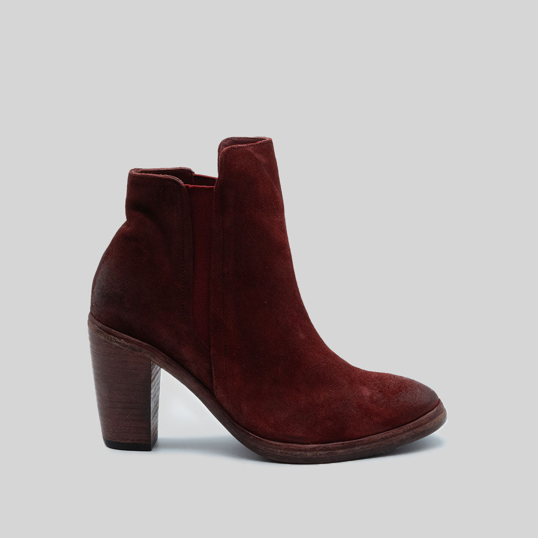 FELICIA waxed suede OXBLOOD