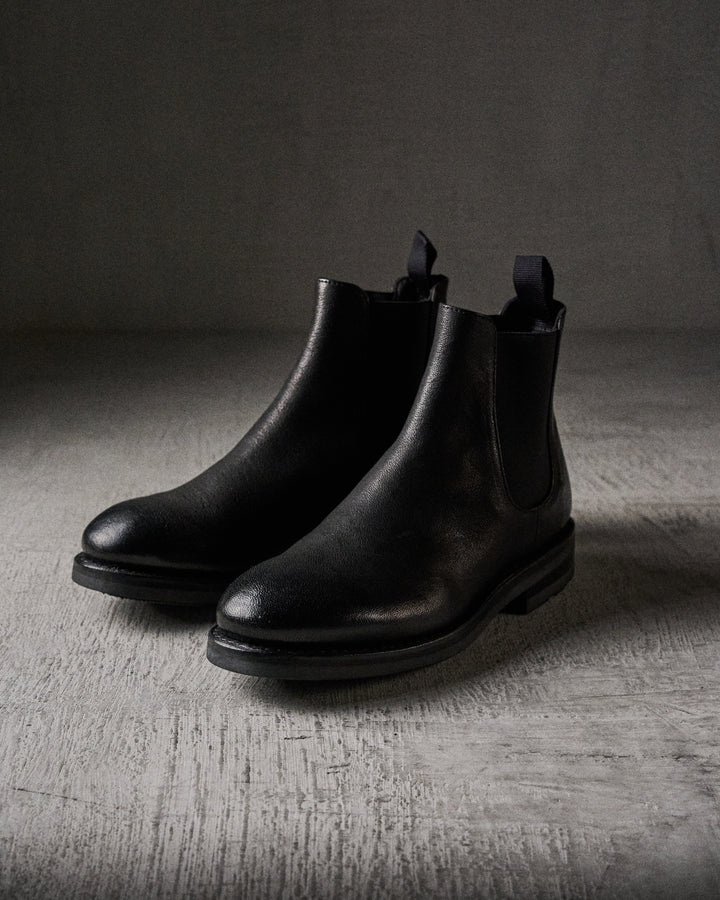 IDALINA grained BLACK