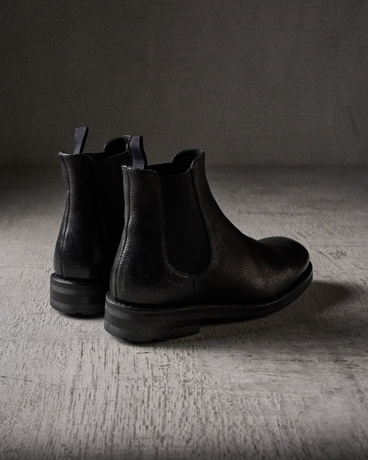 IDALINA grained BLACK