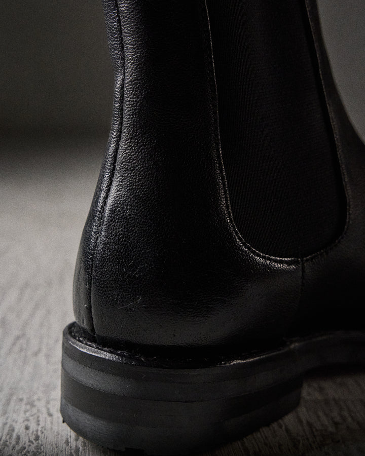 IDALINA grained BLACK