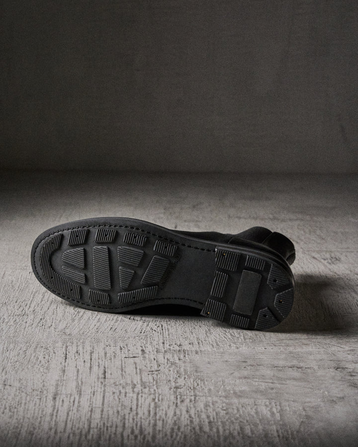 IDALINA grained BLACK