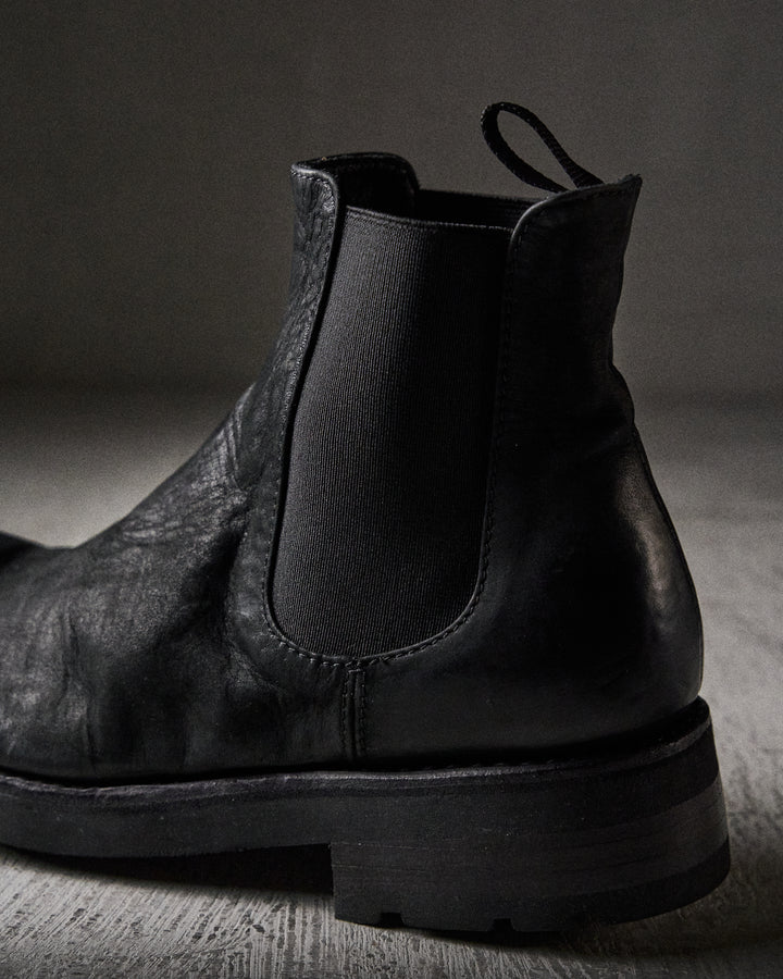 IDALINA grained BLACK