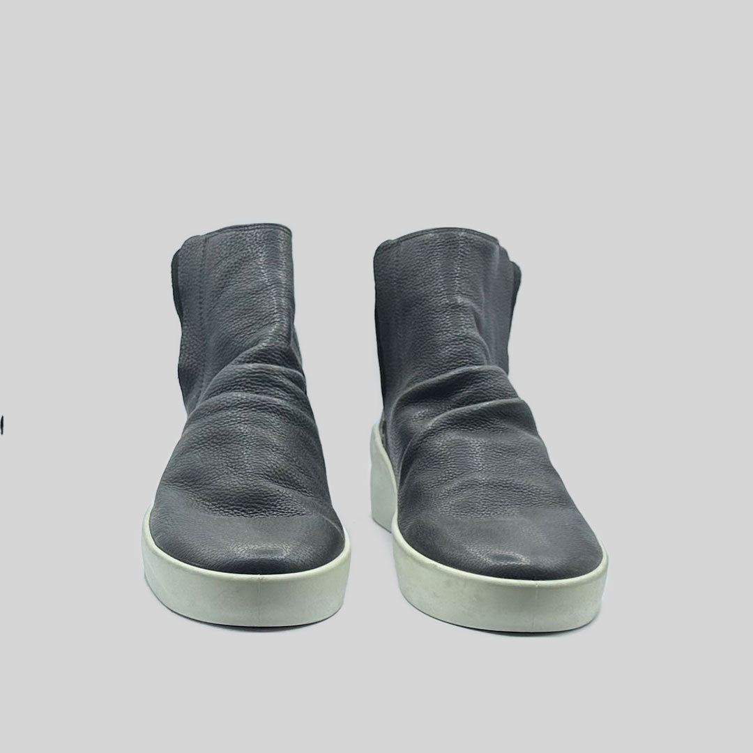 ESKILD grained BLACK/WHITE (SAMPLE) SIZE 41