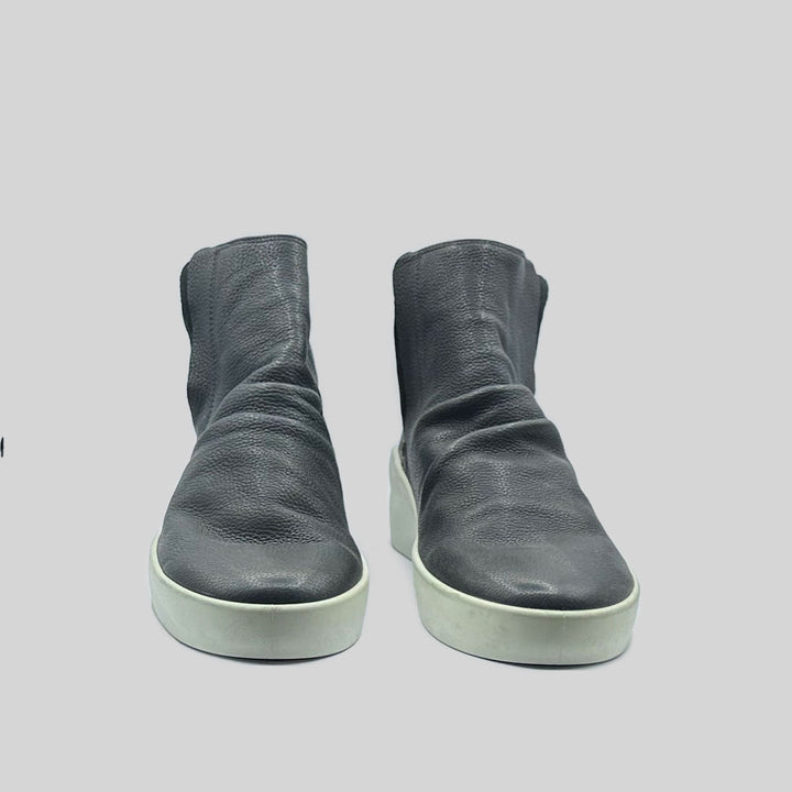 ESKILD grained BLACK/WHITE (SAMPLE) SIZE 41