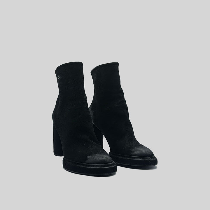 ODIE suede BLACK (SAMPLE) SIZE 37