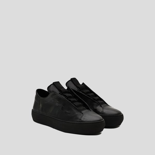 VAUX soft BLACK