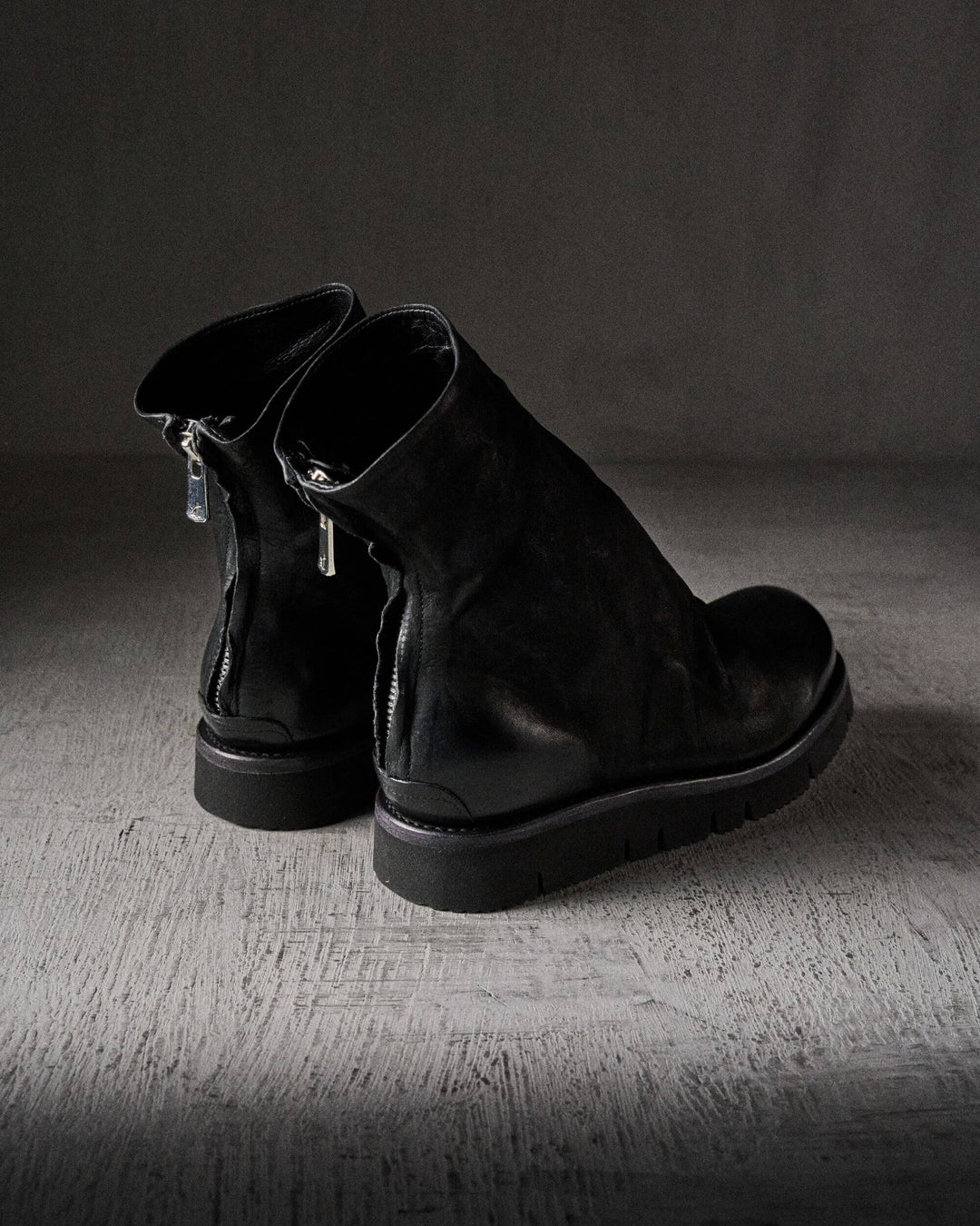 AGNES mat BLACK VIBRAM