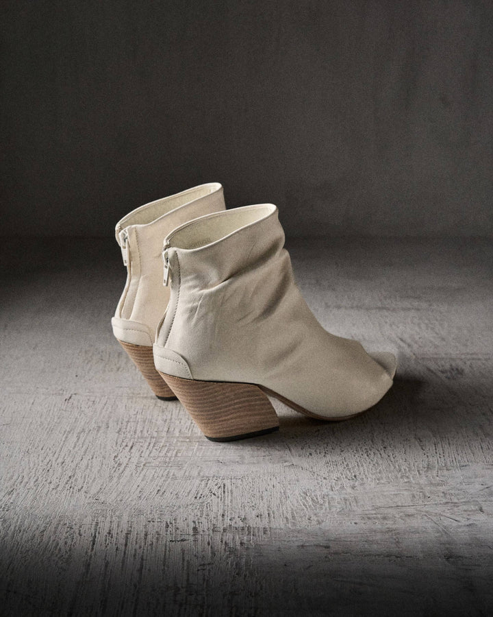 CYNDI soft OFFWHITE boots by The Last Conspiracy – image 2