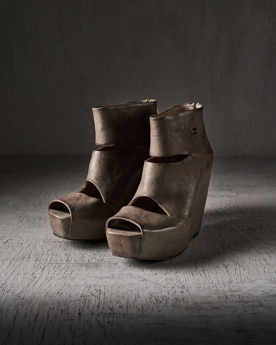 VERA mat DARK GREY sandals by The Last Conspiracy – image 1