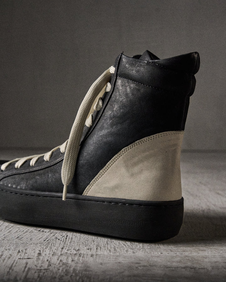 MANU mat BLACK/SMOG