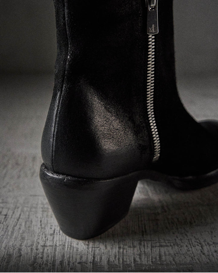 MAE waxed suede BLACK