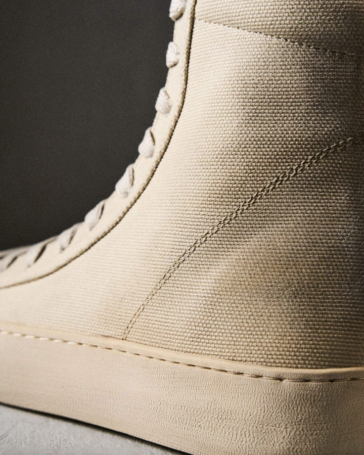 Emanuel men&