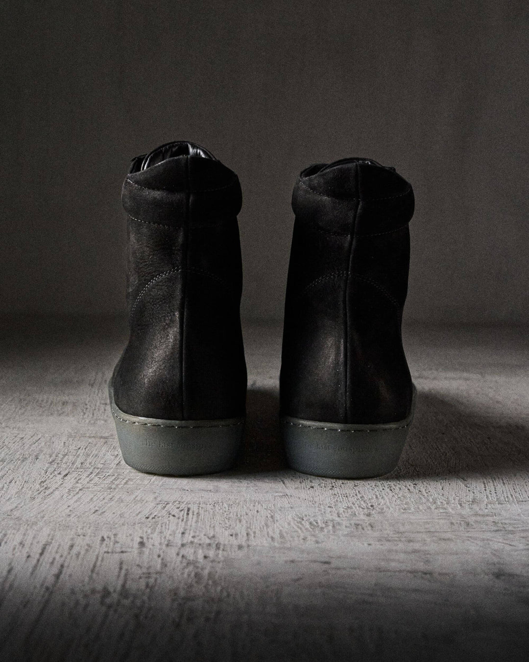 OVI mat BLACK/SMOKE – The Last Conspiracy boots in black and smoke