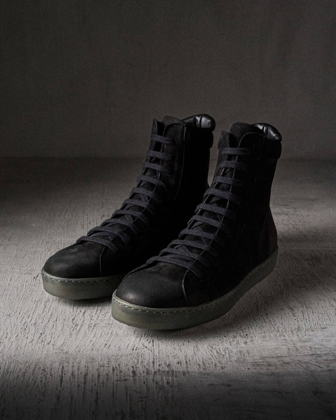 OVI mat BLACK/SMOKE – The Last Conspiracy boots in black and smoke