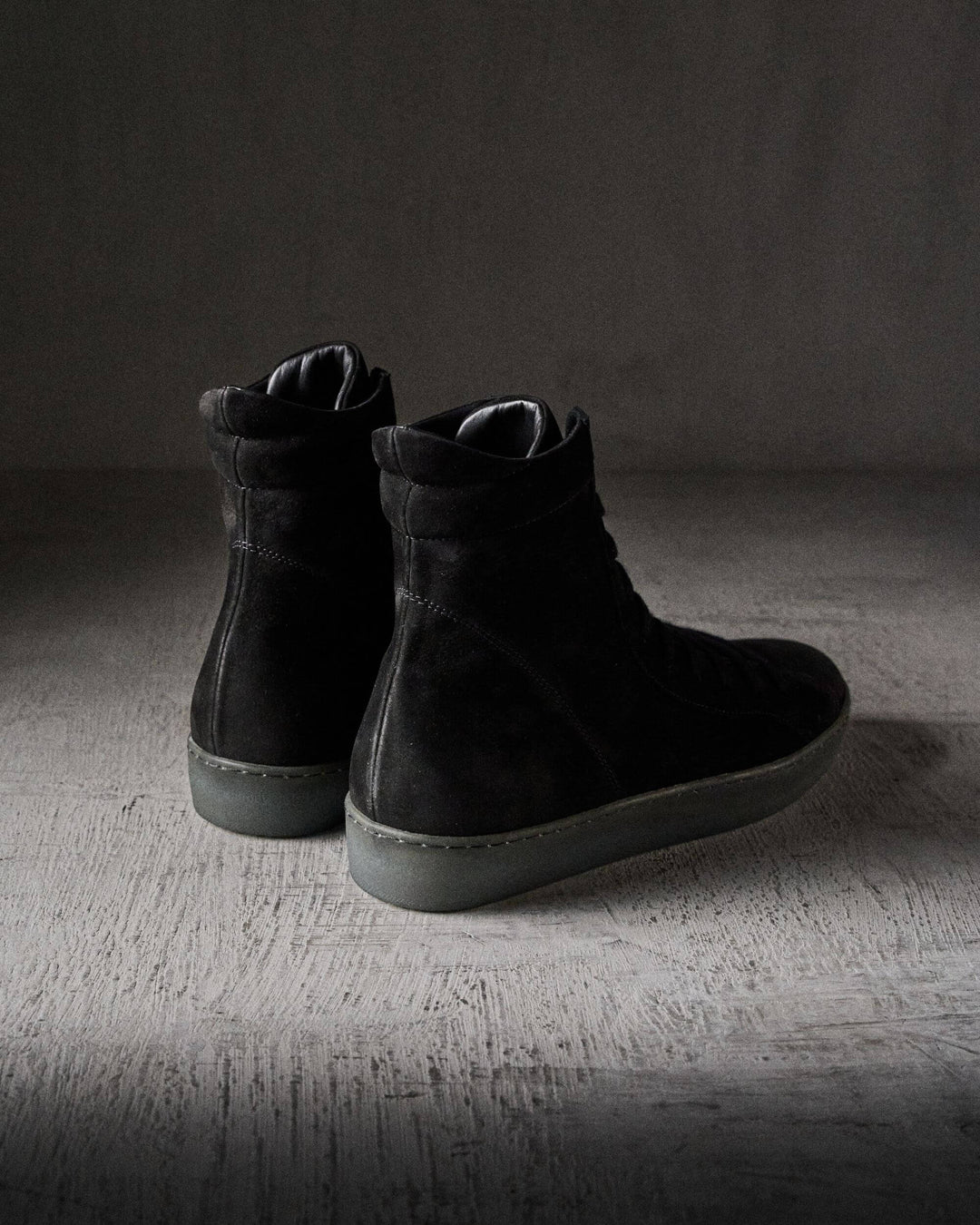 OVI mat BLACK/SMOKE – The Last Conspiracy boots in black and smoke