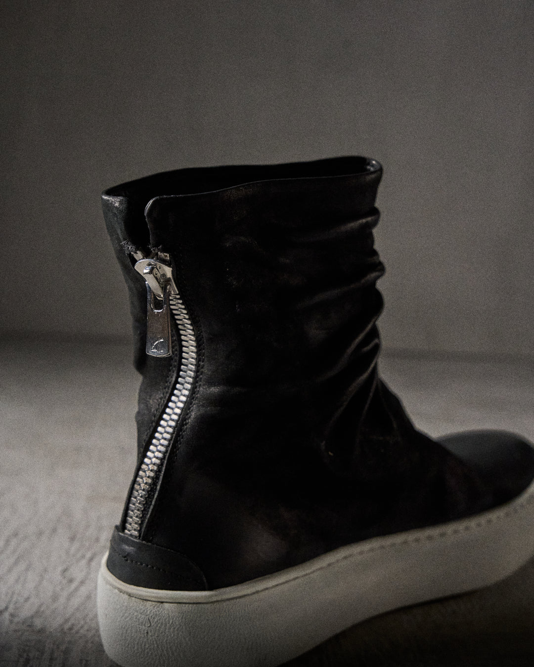 FARA waxed suede BLACK/WHITE
