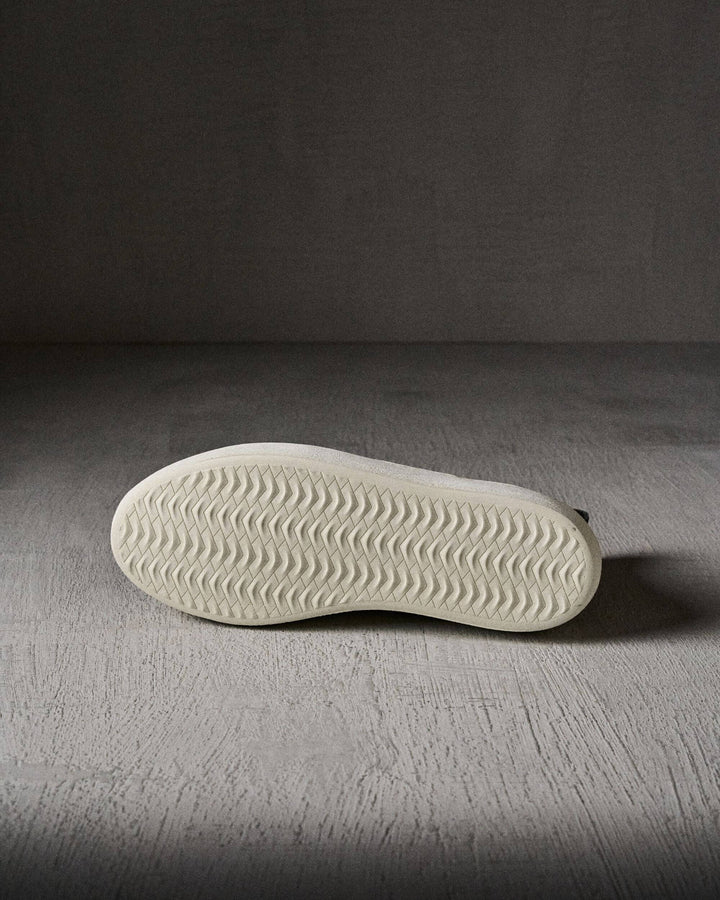GUILHERME mat BLACK/WHITE – The Last Conspiracy boots in black and white