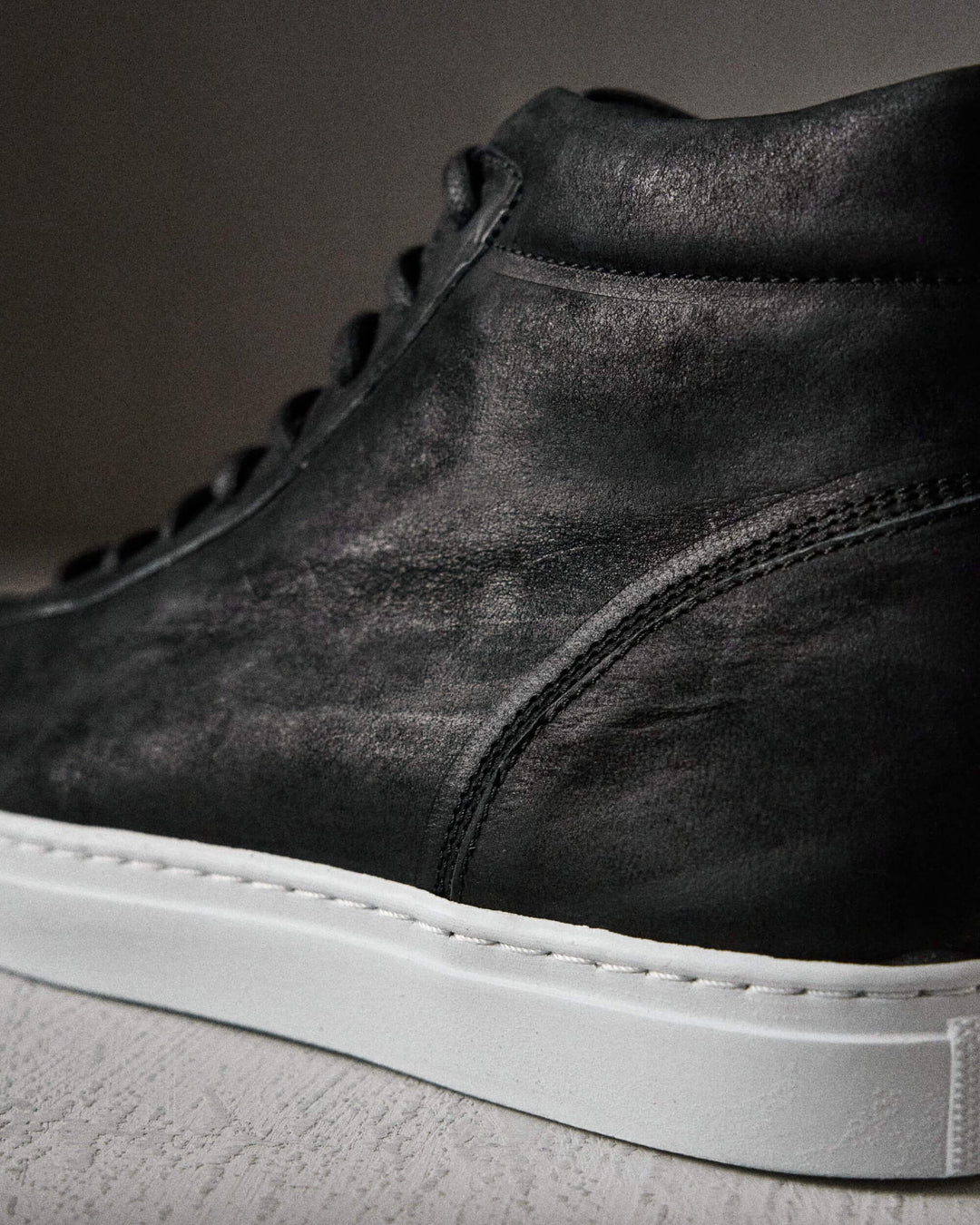 JORGE mat BLACK/WHITE – The Last Conspiracy boots in black and white