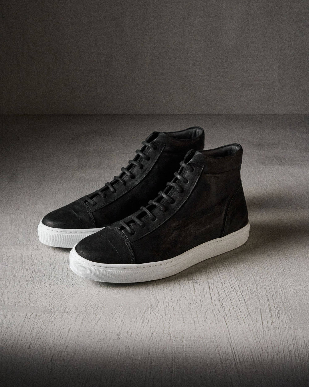 JORGE mat BLACK/WHITE – The Last Conspiracy boots in black and white