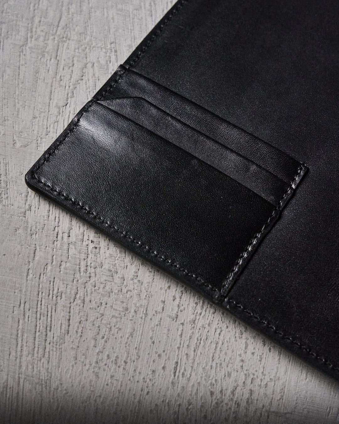 Portfolio unisex black leather portfolio detail view