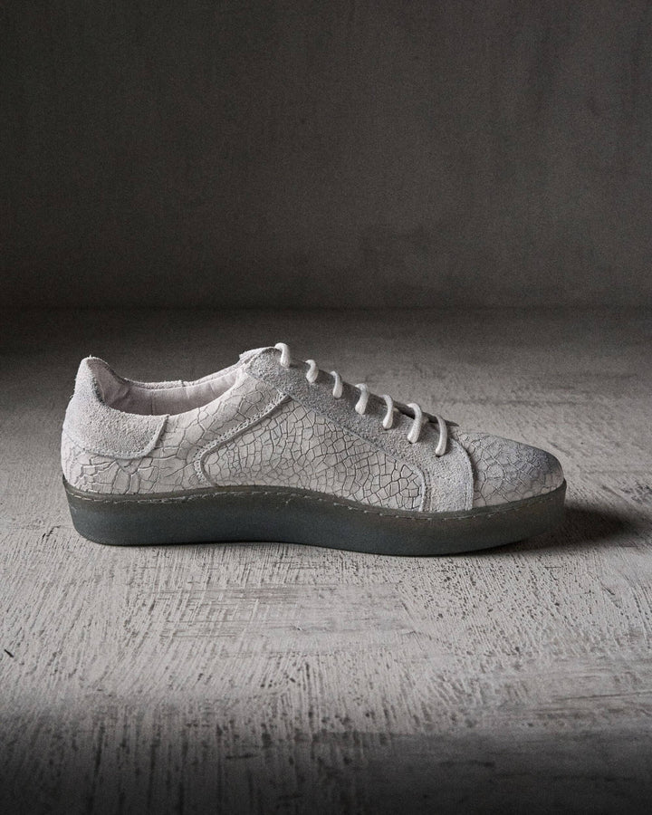 ALEX cracked WHITE shoes by The Last Conspiracy – image 5