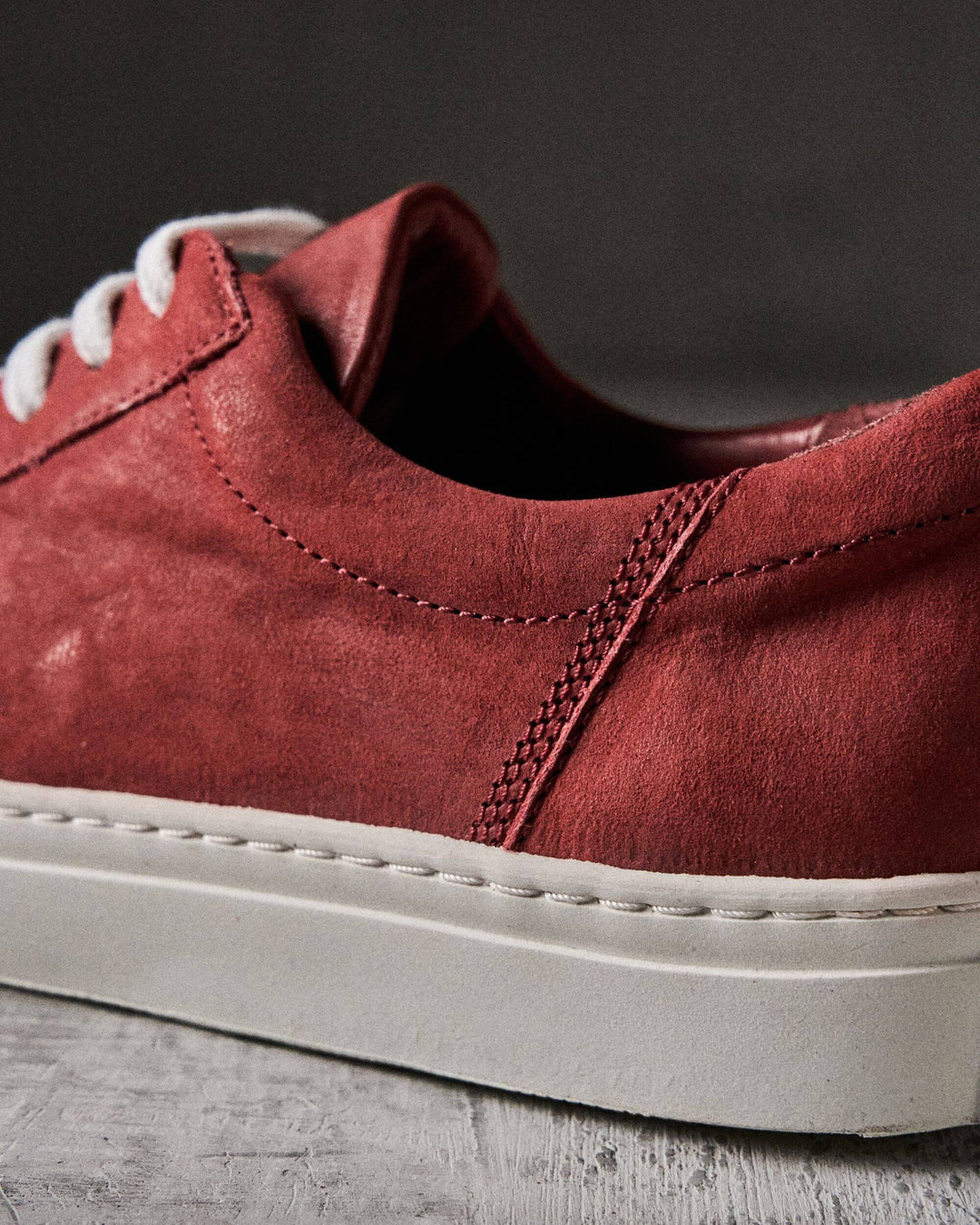 EDGAR mat OXBLOOD/WHITE