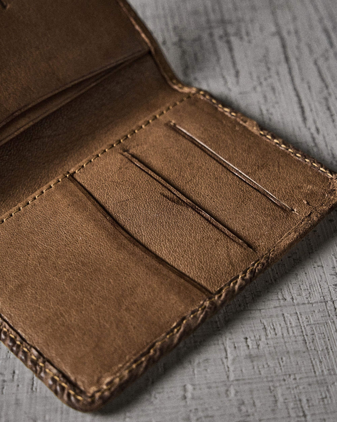 Cardwallet unisex camel card wallet back view