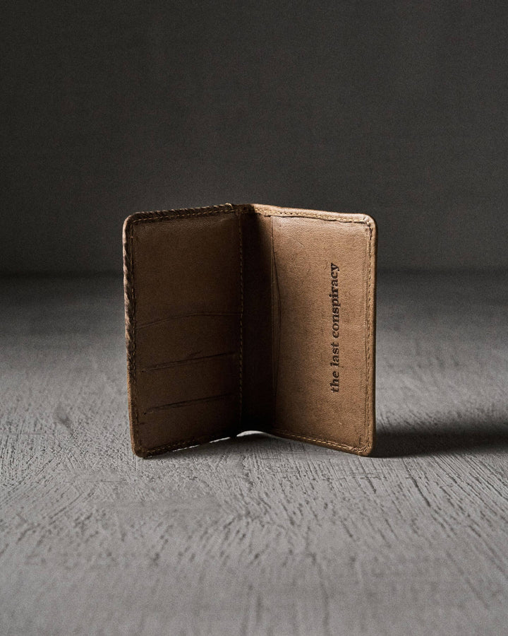 Cardwallet unisex camel card wallet front view
