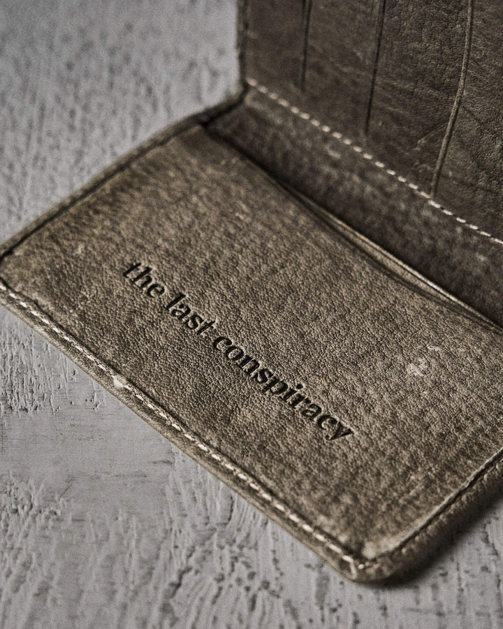 Cardwallet unisex green card wallet detail view