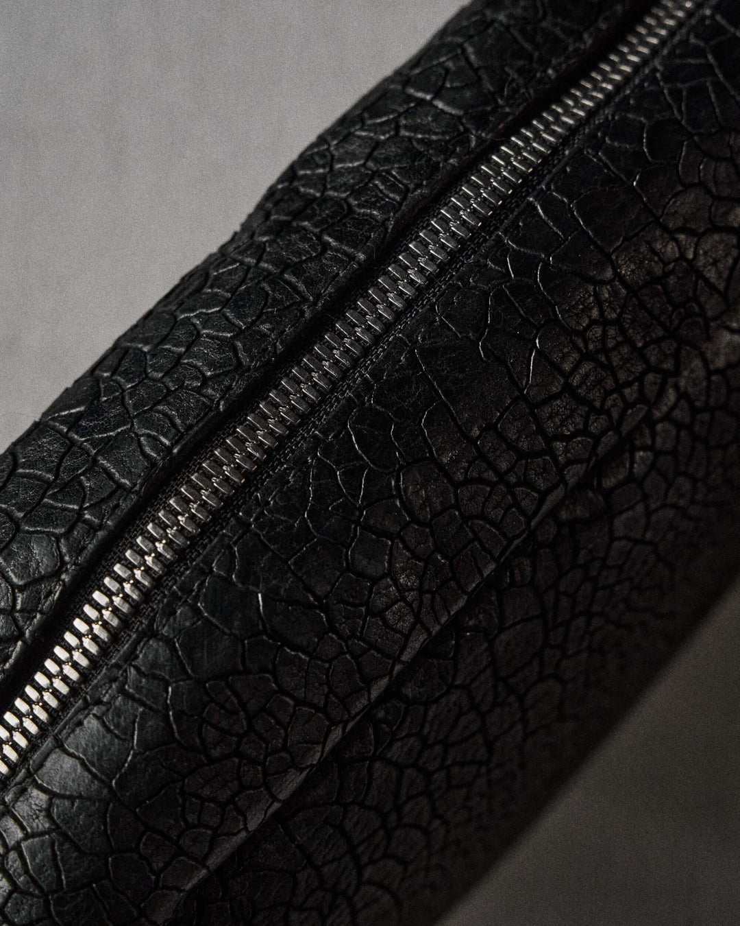 WASHBAG cracked BLACK toiletry bag from The Last Conspiracy