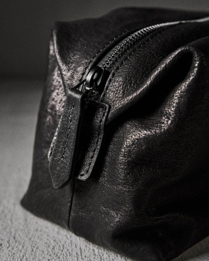 WASHBAG waxed bonded BLACK – The Last Conspiracy accessories in black