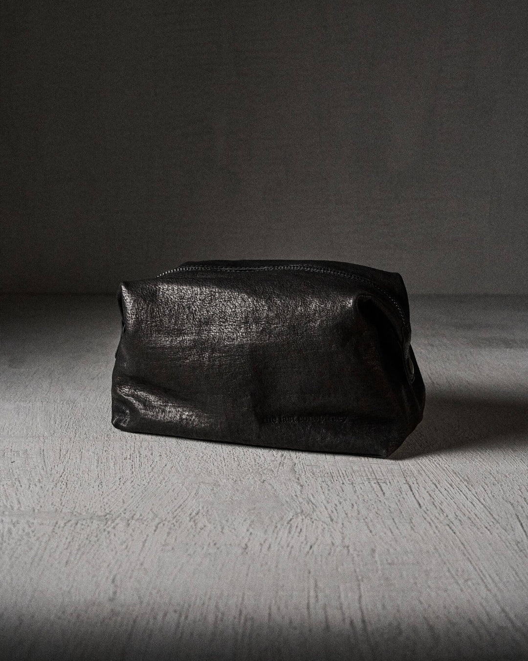 WASHBAG waxed bonded BLACK – The Last Conspiracy accessories in black
