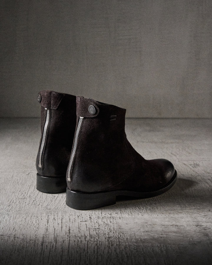 AUDLEY waxed suede FUDGE