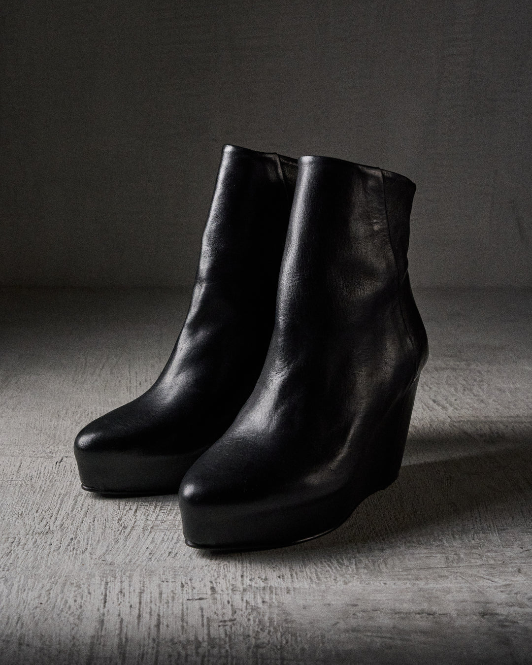 RAVNA soft BLACK